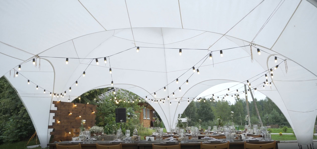 Vores smukke pavilloner skaber de perfekte rammer for din fest